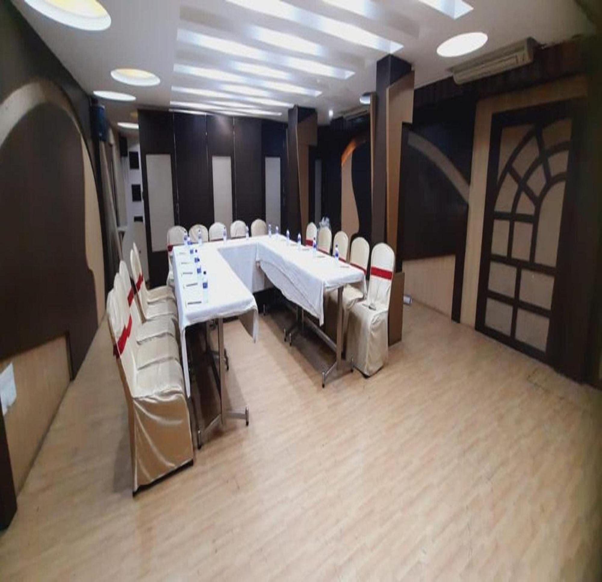 Navaratna Delight Coimbatore Exterior photo